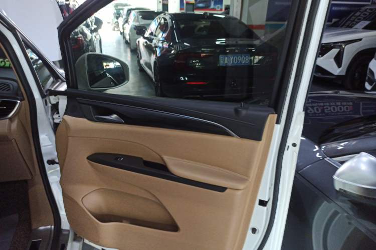 Used Buick GL8 2020 ES Land Cruiser 653T Luxury Edition
