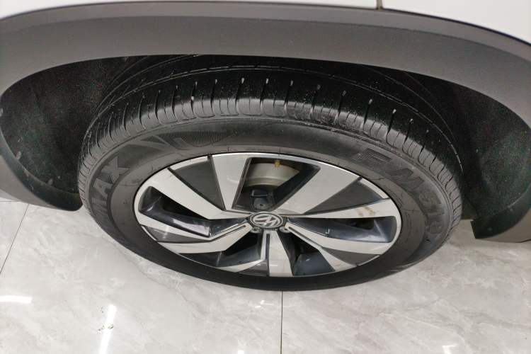 Used Volkswagen Tayron 2020 330TSI Two-Wheel Drive Luxury Smart Connectivity Version
