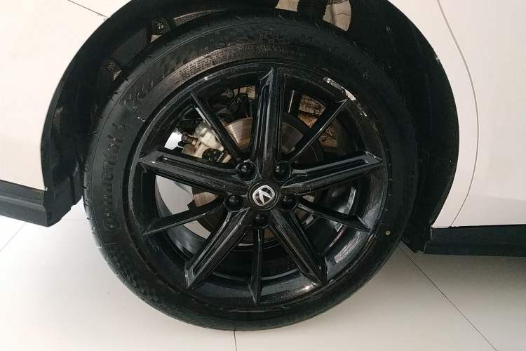 Used Changan UNI-V 2022 1.5T Prestige Version