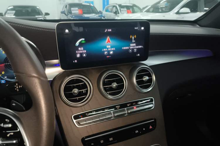 Used Mercedes-Benz GLC 2020 Facelift GLC 300 L 4MATIC Dynamic Edition
