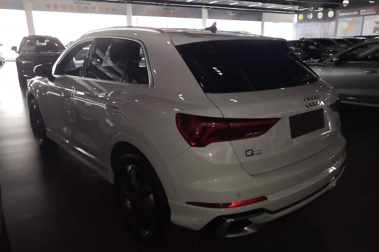Used Audi Q3 2024 35 TFSI Fashion Dynamic Edition