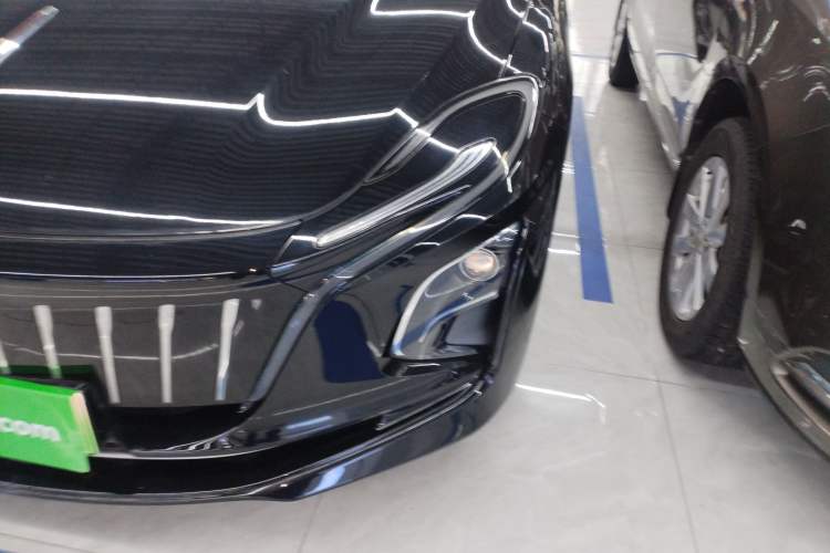 Used Hongqi E-QM5 2021 Charging T3 Version 5 Seats
