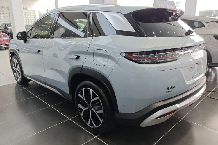 Used BYD Song L DM-i 2025 Intelligent Driving Version 160 km Beyond-Range Type
