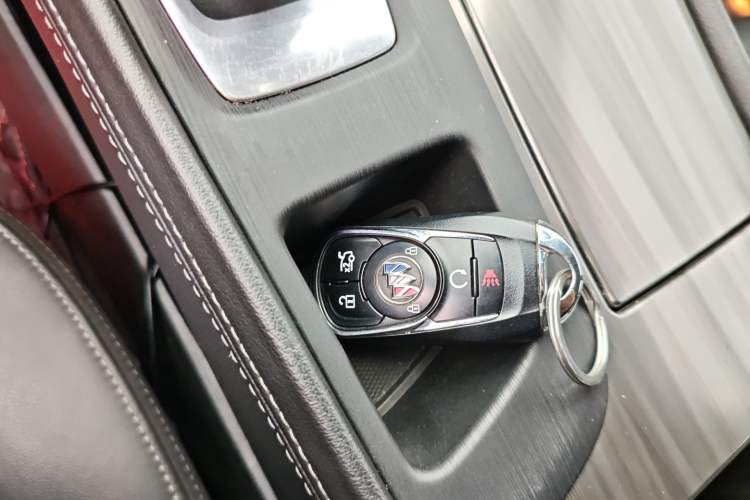 Used Buick LaCrosse 2021 652T Luxury Model
