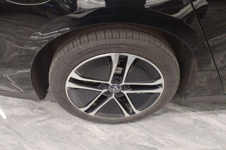 Used BYD Han 2023 EV Champion Edition 605KM Front-Drive Premium Model
