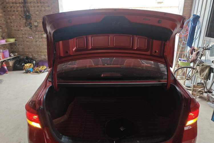 Used Kia K2 2017 Sedan 1.4L Manual Transmission GLS