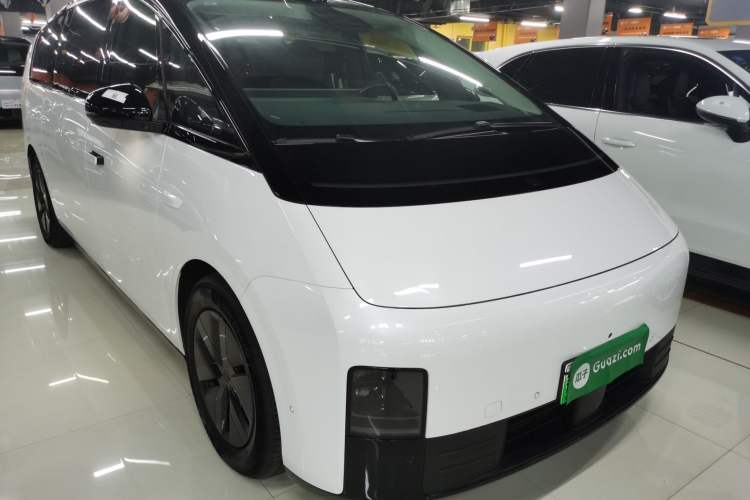Used Li Auto MEGA 2024 Ultra Model