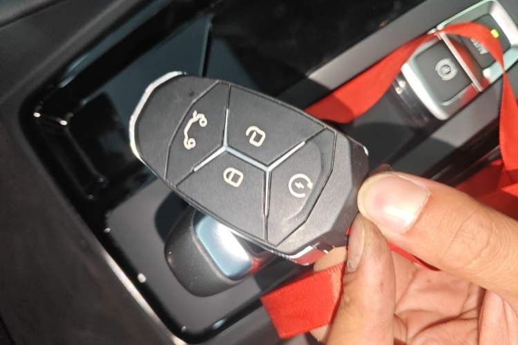 Used Lynk & Co 02 2022 1.5T DCT Shine Pro
