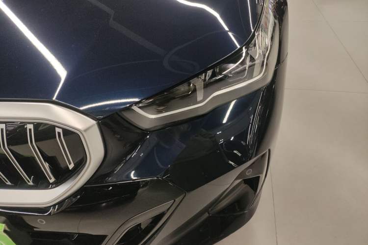 Used BMW 5 Series (Import) 2024 525i M Sport Package