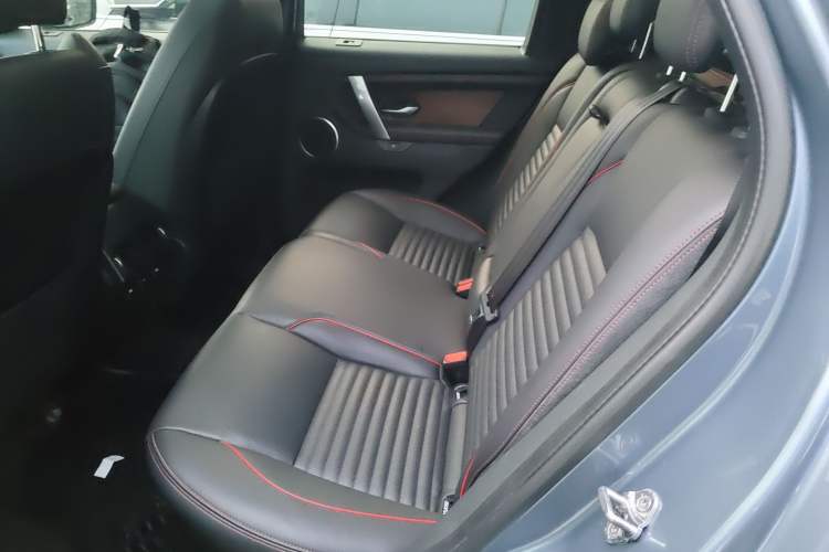 Used Land Rover Discovery Sport 2020 249 PS R-Dynamic Performance Edition
