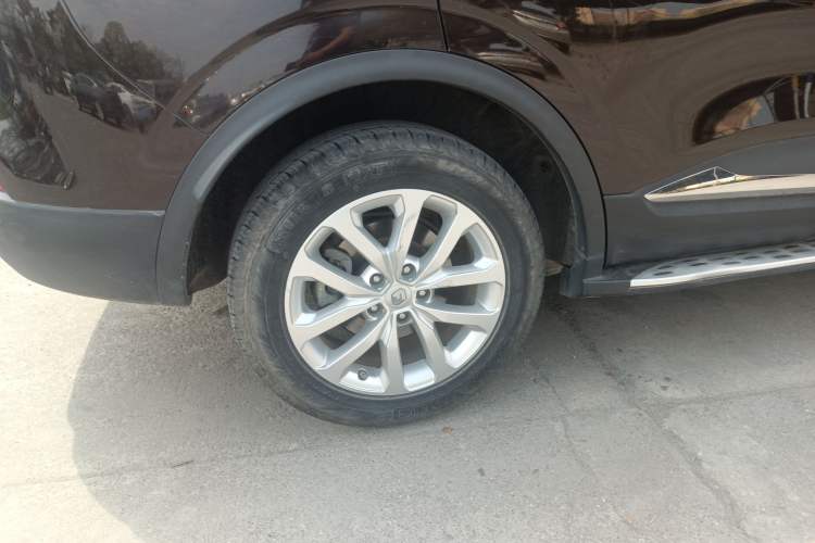 Used Renault Kadjar 2017 2.0L Two-Wheel-Drive Leading Edition
