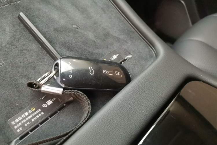 Used Hima AITO M7 2024 1.5T Intelligent Driving 4WD Max Edition 5 Seats
