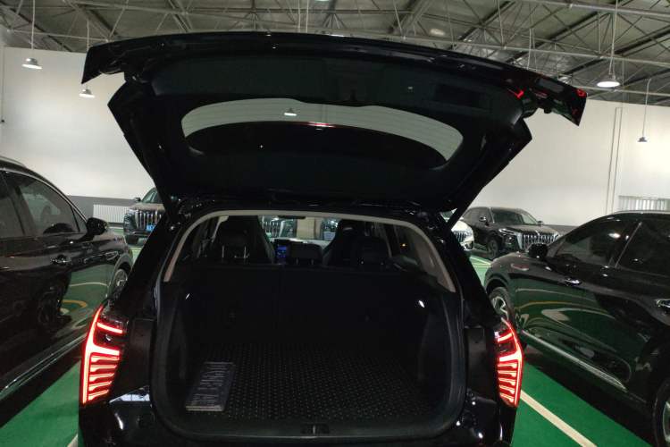 Used Hongqi HS3 PHEV 2024 PHEV 115km Jingwei Edition
