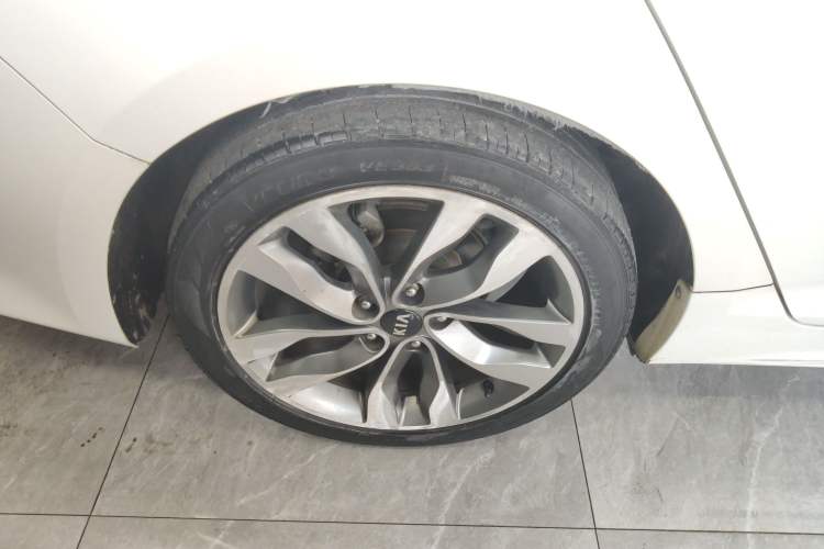 Used Kia K5 2014 2.0L Automatic LUXURY
