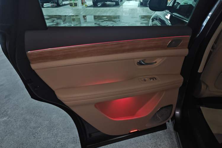 Used Hima AITO M7 2024 1.5T Rear-Drive Plus Version 5 Seats
