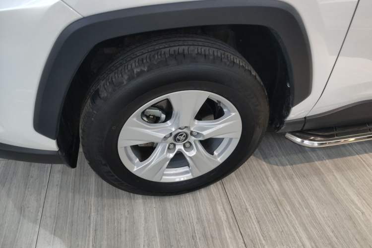 Used Toyota RAV4 2023 2.0L CVT Two-Wheel Drive Urban Edition
