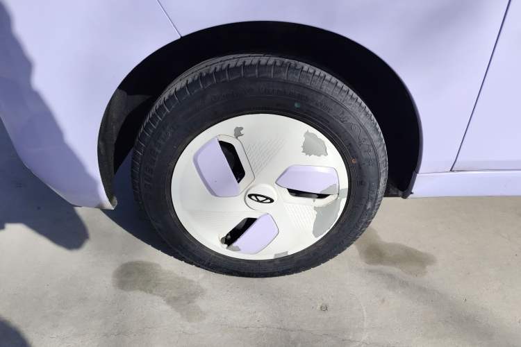 Used Chery QQ Ice Cream 2022 170km Sundae Phosphate Lithium-Ion
