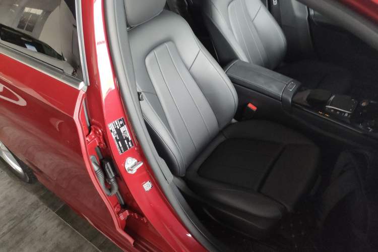 Used Mercedes-Benz A-Class 2022 Restyled A 200 L Sport Sedan Fashion Version
