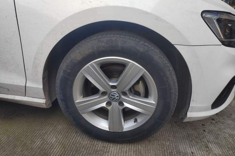 Used Volkswagen Lamando 2019 230TSI DSG Fashion Edition China VI
