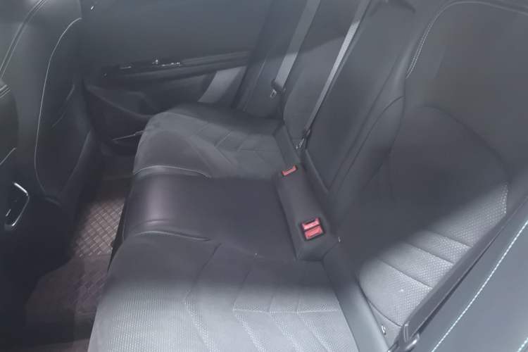 Used  L6 2024 125km Creative Edition
