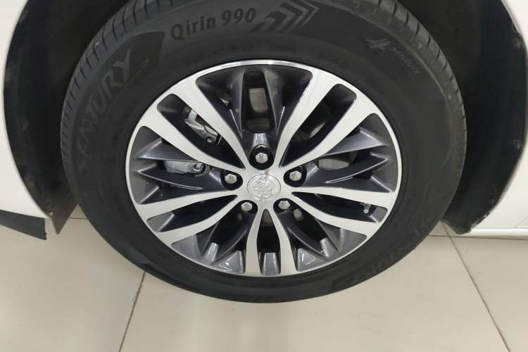 Used Buick GL8 2023 ES Lu Zun Comfort Model
