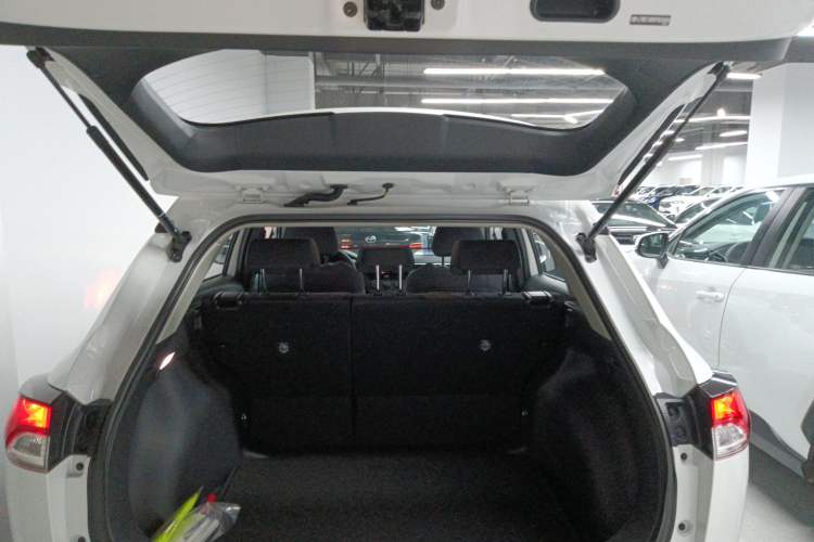 Used Toyota Corolla Cross 2023 2.0L Pioneer Edition
