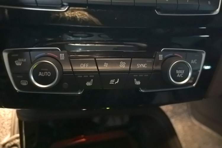 Used BMW X1 2016 sDrive20Li Luxury Model
