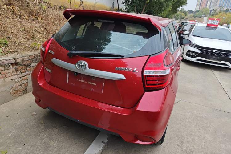 Used Toyota YARiS L 2016 Revised 1.5E CVT Charming Edition