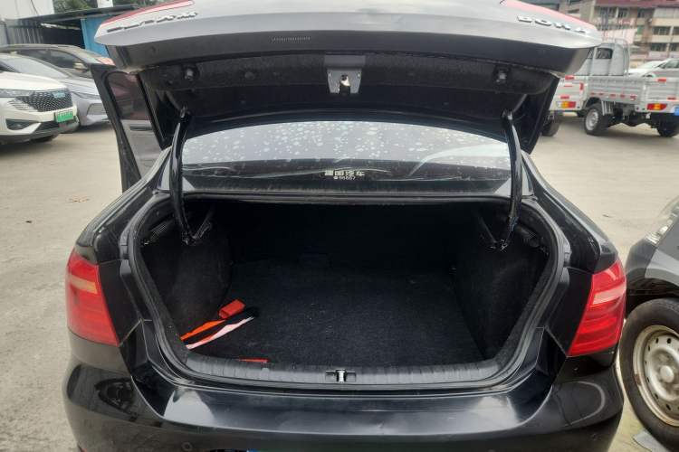 Used Volkswagen Bora 2013 1.6L Automatic Fashion Model
