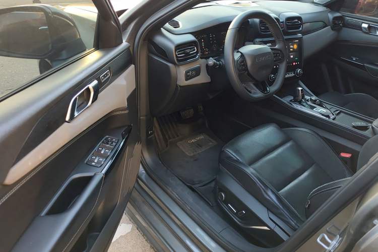 Used Lynk & Co 03 2022 2.0TD DCT JingPro
