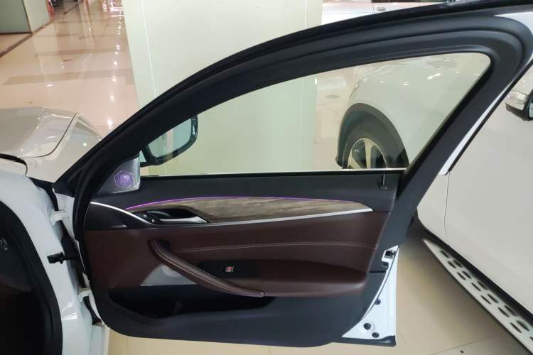 Used BMW 5 Series 2018 Revised Version 530Li Leading Edition Luxury Package
