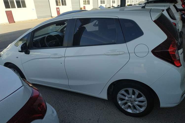 Used Honda Fit 2018 1.5L CVT Comfort Sunroof Version
