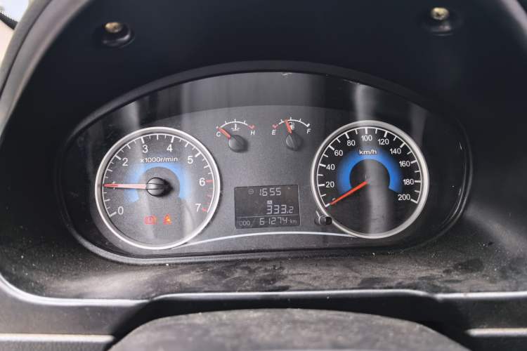 Used Dongfeng Fengon 330 2014 1.5L Manual Standard Edition DK15-02
