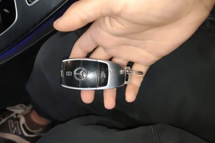 Used Mercedes-Benz E-Class 2018 E 200 L Sport Edition
