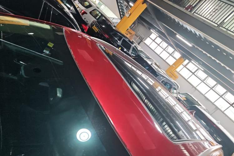 Used Cadillac XT5 2018 25T Luxury Model
