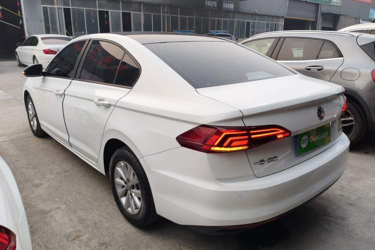 Used Volkswagen Bora 2020 1.5L Automatic Fashion Edition
