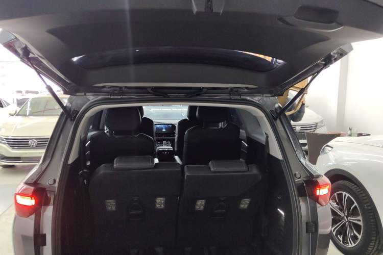 Used Wuling Victory 2022 Revised Version 280T 1.5T CVT Flagship Edition
