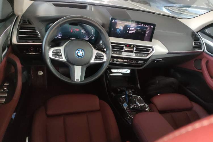 Used BMW iX3 2022 Leading Type
