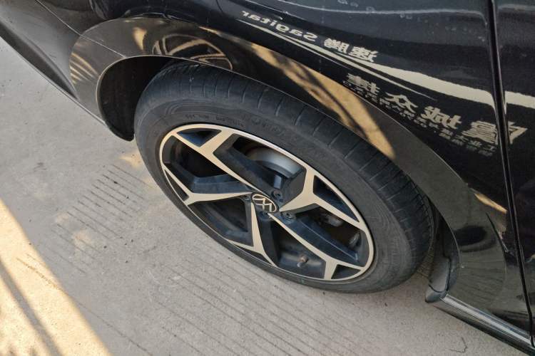 Used Volkswagen Magotan 2023 2 Million Units Commemorative Edition 330TSI DSG Luxury Version
