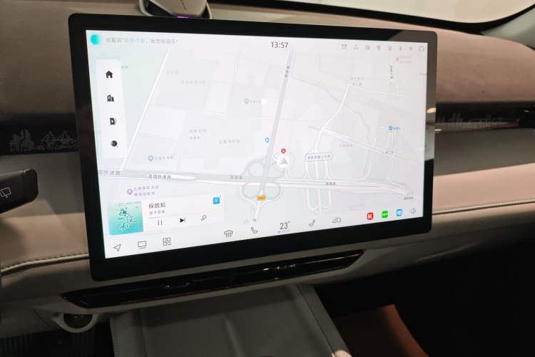 Used Changan UNI-Z New Energy 2024 Blue Whale Smart Electric iDD 125km Excellence Model
