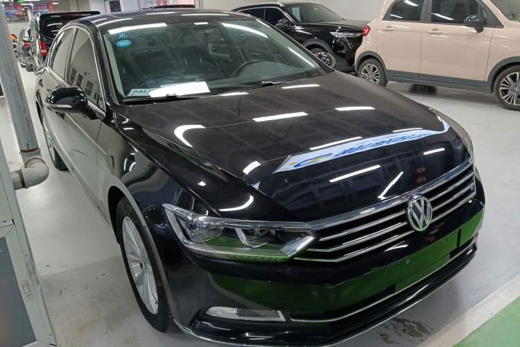 Used Volkswagen Magotan 2019 330TSI DSG Leading Model China VI Standard