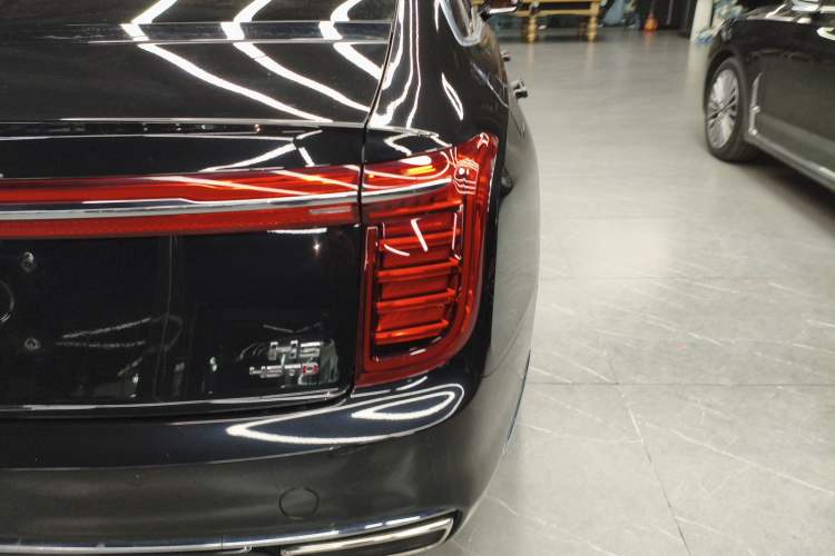 Used Hongqi H9 2022 2.0T Smart Connect Flagship Edition