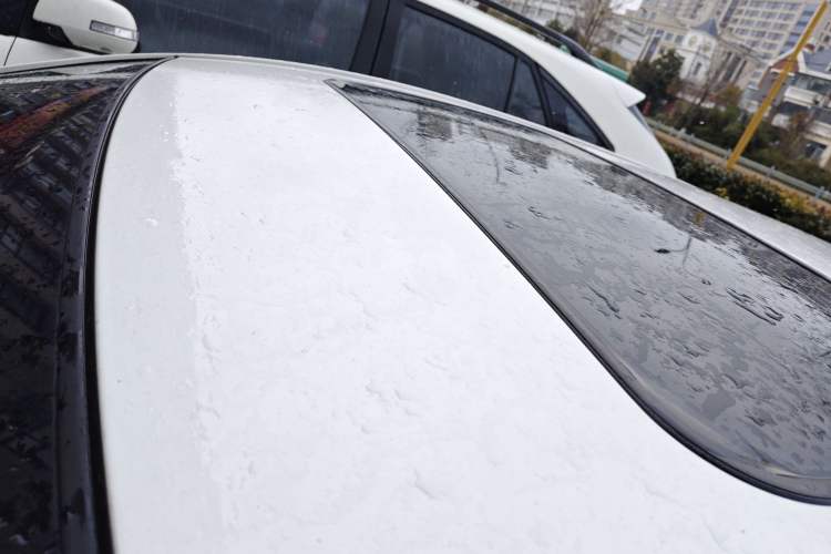 Used Kia K2 2012 Hatchback 1.6L AT Premium Commemorative Edition
