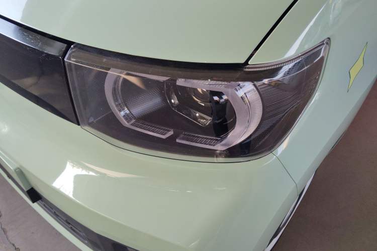 Used Wuling Hongguang MINIEV 2021 Macaron Premium Model – Lithium Iron Phosphate
