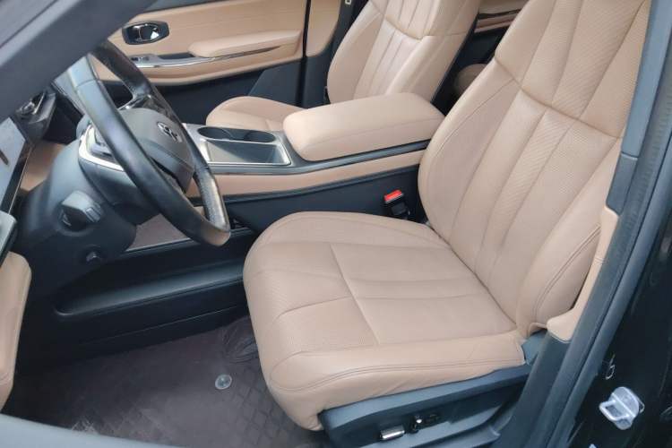 Used Nio ES8 2020 415 km Range 6-Seater Version
