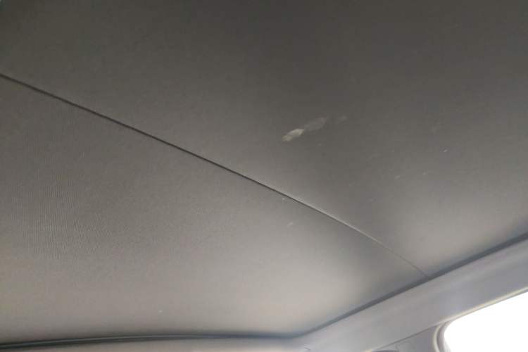 Used Land X7 2015 2.0T Panoramic Prestige Edition