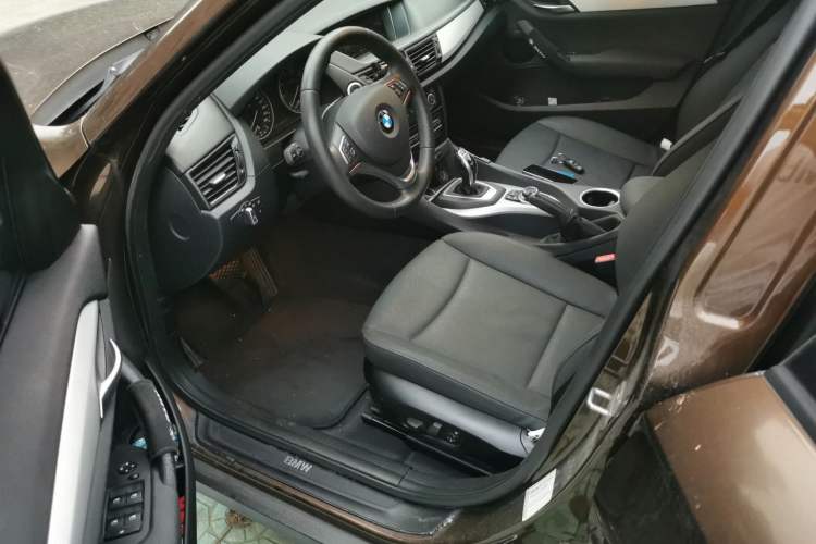 Used BMW X1 2014 sDrive18i Leading Model