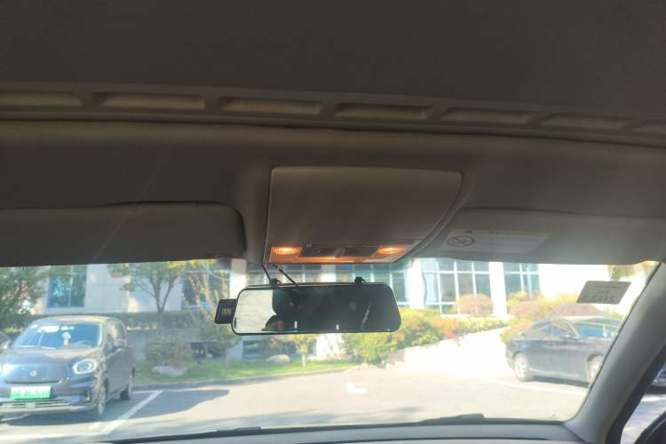 Used Volkswagen Lavida 2013 Restyled Classic 1.6L Automatic Comfort Edition
