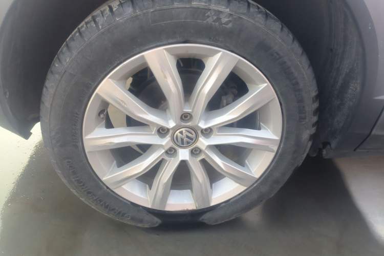 Used Volkswagen T-ROC 2020 280TSI DSG Two-Wheel-Drive Elite Version