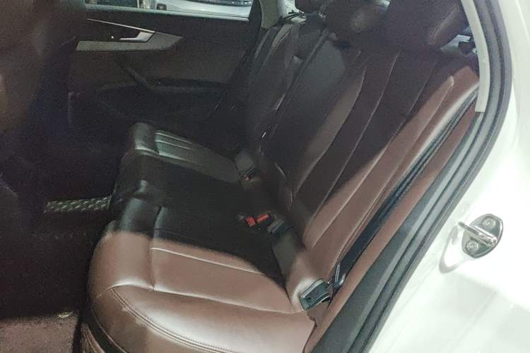 Used Audi A4L 2018 30th Anniversary Edition 40 TFSI Trendy Model
